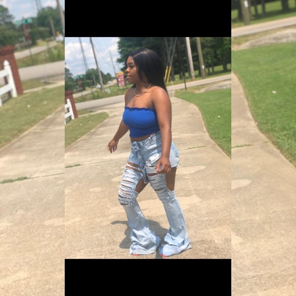 Distressed Jeans - Picture 7 of 8